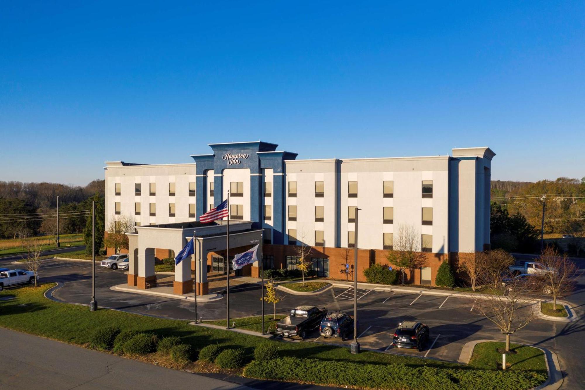 Hampton Inn Gretna - Smith Mountain Lake Екстер'єр фото